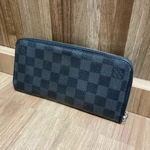 LOUIS VUITTON ルイヴィトン ダミエグラフィット 小物 財布 長財布 ラウンドファスナー ジッピーヴェルティカル メンズ アイテム