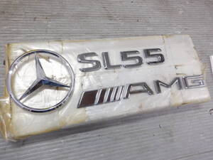 送料無料 H19年 ベンツ R230 SL550 CBA-230471 左H AMG SL55 エンブレム ※訳あり メーカー不明 一部ヒビあり /0【6-25710】87451