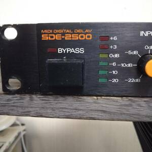 Roland SDE-2500 Midi Digiital Delay