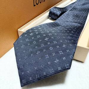 ★極美品★LOUIS VUITTON ルイヴィトン クラヴァット・モノグラム クラシック 8CM マリーヌ ネクタイ LVロゴ 現行デザイン M70953 ブルー