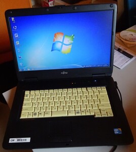 【中古】FUJITSU　富士通　LIFEBOOK A550/A　i5　メモリ2GB　Windows 7 Professional　動作確認済み　2024070017