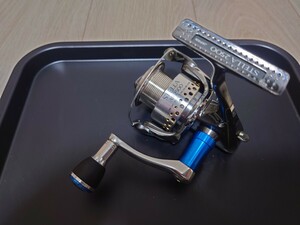 シマノ ステラAR 2500 オーシャンマークハンドルカスタム SHIMANO STELLA 機関良好♪ 日本製 海水対応モデル エギング バスフィッシングに