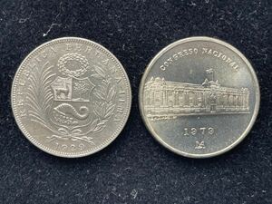 14、未使用　準未使用　ペルー銀貨　1929・1979年　2枚　外国コイン　外国銀貨　古銭　貨幣