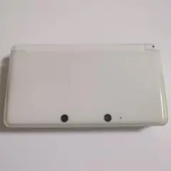 ニンテンドー3DS　ホワイト　本体