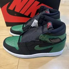 NIKE AIR JORDAN 1 RETRO HIGH OG パイングリーン