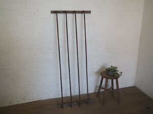 タJ0503◆⑬H130cm×W54,5cm◆ヴィンテージ◆レトロな町工場のアイアンフェンス◆工業系 古鉄 鉄柵 フック ハンガー ガーデン 店舗什器J庭