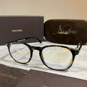 正規品 新品 トムフォード TF5680B 052 メガネ サングラス 眼鏡 アイウェア TOMFORD
