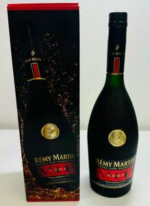 【TK0613.5-1IT】1円スタート REMY MARTIN V.S.O.P レミー マルタン 700ml 40% 未開栓 お酒 ブランデー コニャック コレクション 瓶