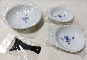 保管品 ★Noritake ノリタケ★ ジャンボココット 3点セット 中皿×1 小皿×2 ホワイト×ネイビー フラワーリーフ柄 陶器 しおり付き 02160