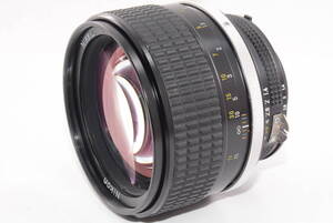 【外観特上級】Nikon AI-S NIKKOR 85mm F1.4 Fマウント ニコン　#m9108