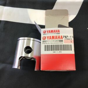 【新品】YAMAHA KT100 ピストン 52.55mm 787-11636-15-55