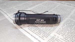 【中古】SUREFIRE E2T-MV TACTICAN 2セル6V純正BKボディ　検（E1 6P