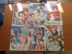 W335★Leaf Presents セット ショッパー(紙袋)6枚 Leaf&Leaf 冊子 特製CD ストラップ カード 団扇3種類 13点セット 一部未開封品 AQUAPLUS