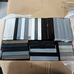 【１円スタート】 使用済み VHS ビデオテープ 大量まとめ売り 132本 中古 録画済み ダビング 上書き 再生未確認 maxell TDK 等 (F0002)