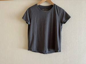 ◆②美品 無印良品 MUJI WALKER UPF50＋ 吸汗 速乾 Tシャツ グレー 反射テープ ストレッチ 定番 洗濯済み 匿名発送]