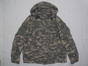 ☆美品☆ U.S.ARMY ECWCS GEN3 LEVEL5 ACU UCP デジタルカモ ソフトシェル ジャケット sizeM-R ☆USA古着 米軍実物 ミリタリー パーカー