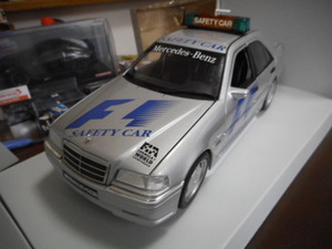 ★★1/18 UT メルセデス ベンツ C36 AMG F1 セーフティーカー Mercedes-Benz 1997 W202 Cクラス★★