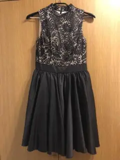 モドクロス ModCloth ブラックレース ワンピース