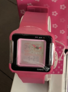 稼動品 CASIO POPTONE ポップトーン LCF-20 デジアナ PINK アナデジ 生産終了 LCF20 カラフル ウォッチ 好きに も