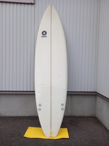 EIGHT SURFBOARD エイトサーフボード 6’4”×19 1/4”×2 7/16” 西濃運輸営業所止め