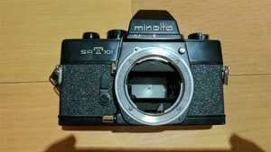 MINOLTA ミノルタ SRT101　ブラック　　黒　フィルム カメラ