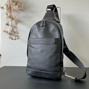 ●【人気モデル】COACH コーチ スムースレザー チャールズ パック ボディバッグ/ワンショルダーバッグ/スリングバッグ/黒/メンズ 