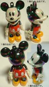 MICKEY MOUSEメタリック風フィギュア(高さ:7cm)。 