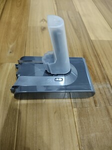 Dyson ダイソン バッテリー純正　v8 ジャンク