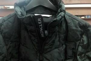 モンクレールMONCLER　極美品　カモフラージュダウンJKT　サイズ0