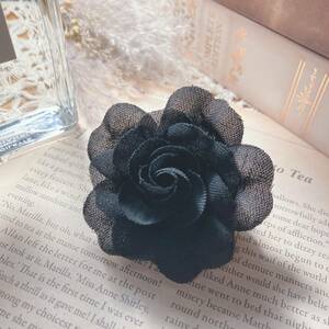 美品　バラ　コサージュ　黒　ブラック　薔薇　ローズ　 japan Vintage jewelry accessories 0175