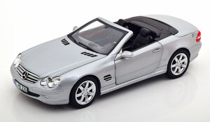 norev 1/18 Mercedes Benz SL 500 R230　brilliant silver　メルセデスベンツ　ノレブ　ディーラー特注品