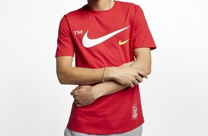 ☆匿名発送☆新品タグ付き Lサイズ 赤 ナイキ オーバー ブランディング Tシャツ NIKE NSW TEE S/S アトモス ワンオク Taka着用モデル