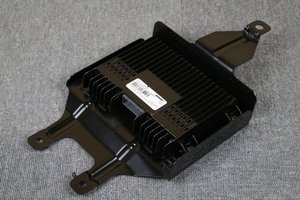 【ボーズ BOSE】カーオーディオアンプ（GM18-66-92X）車載アンプ マツダ車用｜現状品｜R186