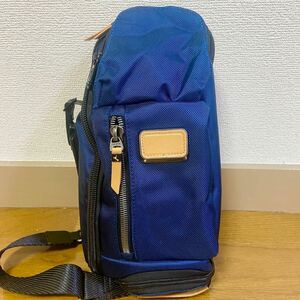 【中古 美品】TUMI メンズ ボディバッグ 青