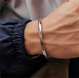 バングル　シルバー　メンズ　シンプル　ツイスト　フリーサイズ　bangle simple silver