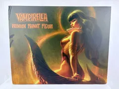 Vampirella Premium Format Figure