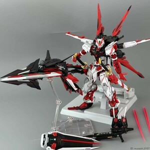 アストレイ 8812 MG MODEL タクティカルアームズ付 1/100 DABAN レッドフレーム uz-093