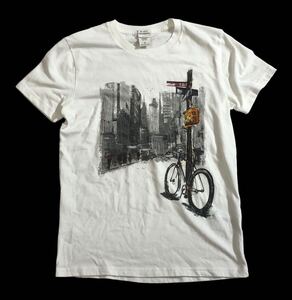 ■ A&F Abercrombie&Fitch アバクロンビー&フィッチ アバクロ ■ フロント ビッグ 風景 デザイン プリント 半袖 Tシャツ ホワイト S