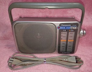 ◆Panasonic【AM/FM ポータブルラジオ】RF2400★2010年★動作品/音質切替付/電源ケーブル付★◆