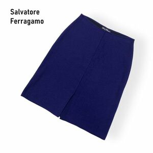 Salvatore Ferragamo サルヴァトーレフェラガモ タイトスカート ニット素材 ウール スリット 青 紺 ブルー ネイビー XS YC23