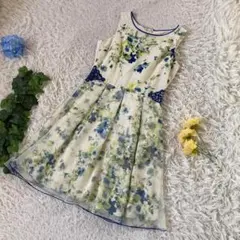 極美品　PEYTON PLACE ひざ丈ワンピース　ノースリーブ　花柄　Sサイズ