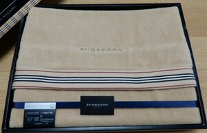 ☆BURBERRY バーバリー　ウォッシャブルスローケット ベージュ