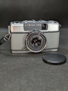 オリンパス ペン EE-2　ハーフフィルムカメラ　レトロカメラ　作動品　美品　