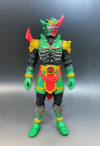 ライダーヒーローシリーズ 仮面ライダー歌舞鬼（カブキ）中古品 ソフビ