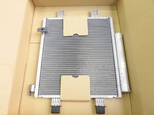 未使用品　コンデンサー　88450-B2110　ダイハツ純正品　L175S　L375S