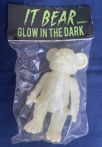 ソフビ フィギュア SOFUVI SOFUBI MILKBOY TOYS ミルクボーイトイズ IT BEAR イットベアー GID 蓄光 Glow in the dark MILKBOYTOYS