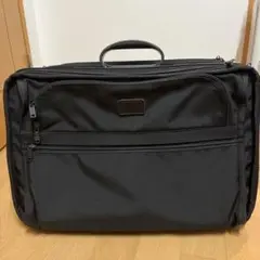 TUMI バッグ