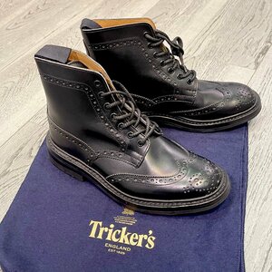 新品 Tricker