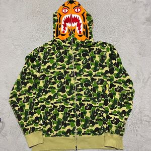 A BATHING APE BAPE KAWS ABC CAMO 迷彩　TIGER SHARK HOODIE タイガー　シャークパーカー　XL スウェット　パーカー　BABY MILO 