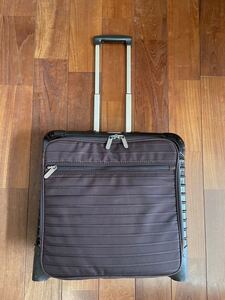 国内正規品★リモワ rimowa サルサデラックス ビジネストローリー　2輪★business trolly salsa